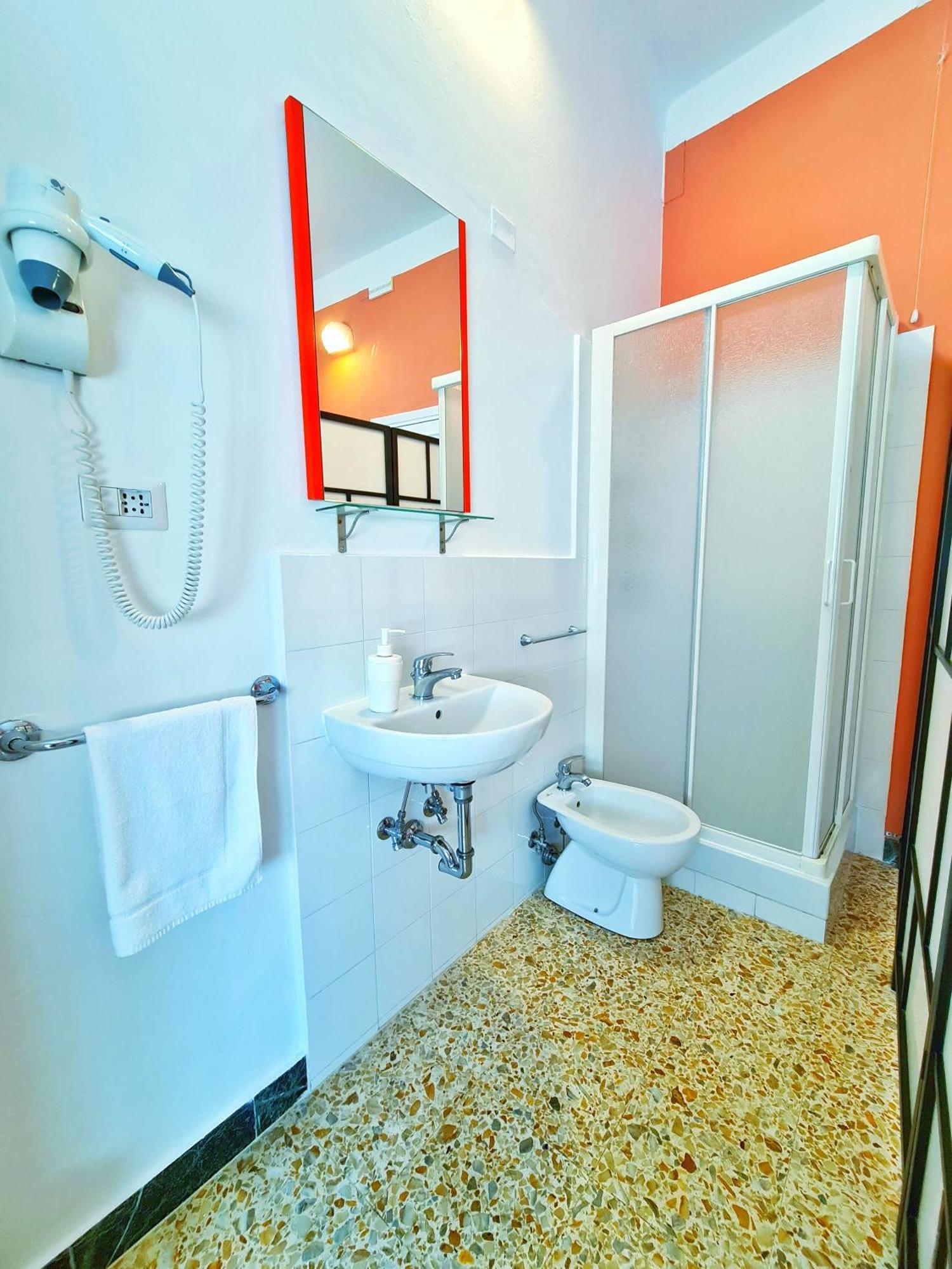 Lc Rooms بيزا المظهر الخارجي الصورة